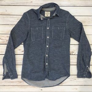 ✨SPLENDID MILLS Linen Button Down